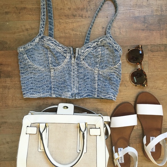 FOREIGN EXCHANGE Distressed Jean Crop Top - Picture 6 of 6